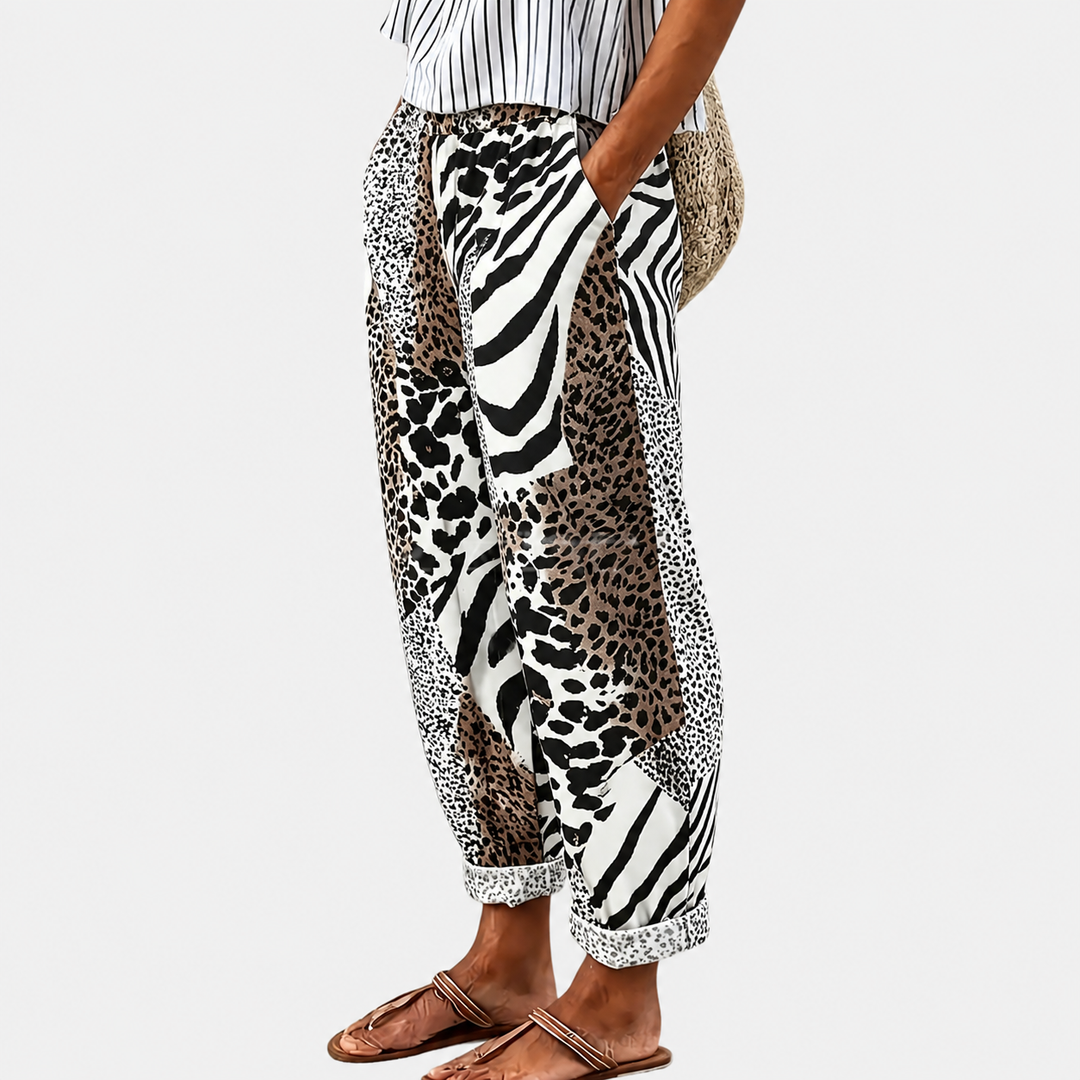 Safari Chic Housut