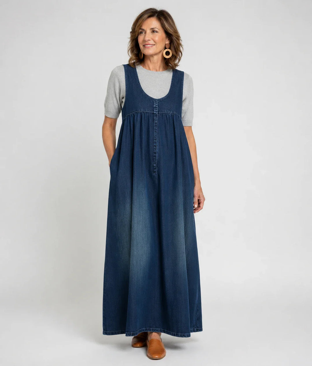 Gumersinda™ | Vestito maxi in denim lavato con spalline